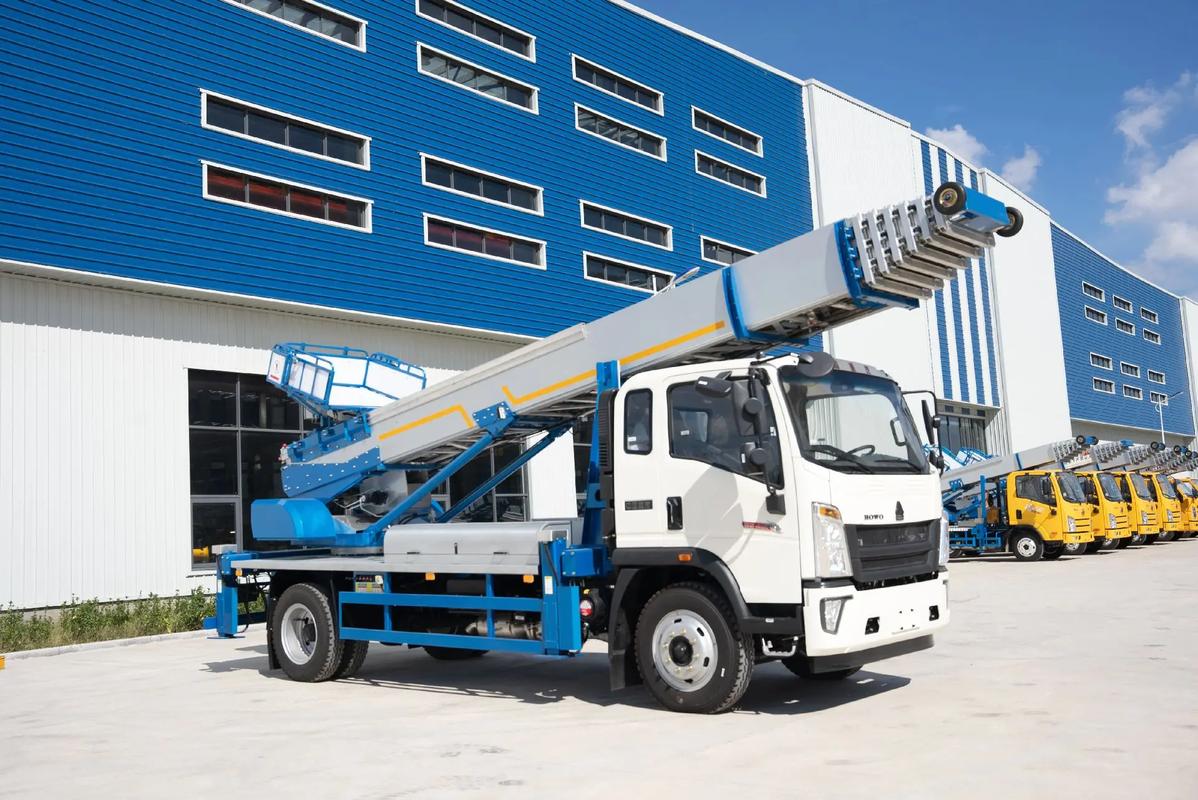 绍兴越城出租云梯车高空作业车 建筑垃圾搬运